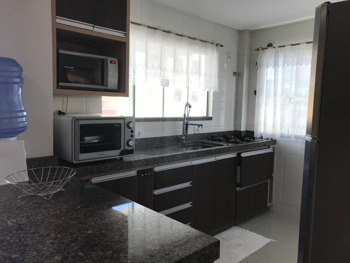Flores De Veneranda Apartment Bombinhas